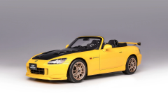 Ön Sipariş - 1/18 Motorhelix Honda S2000 (AP2) MUGEN New Indy Yellow Pearl