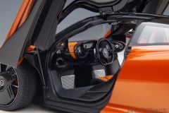 AUTOART - McLAREN - SPEEDTAIL 2020