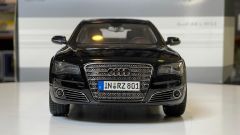 KYOSHO - AUDI - A8 L W12 2010