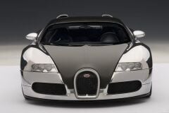 AUTOART - BUGATTI - VEYRON 16.4 PUR SANG - 2009 - SIGNATURE COLLECTION