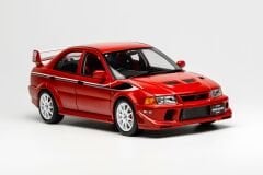 1/18 MOTORHELIX - MITSUBISHI - LANCER EVO VI GSR T.M.E. TOMMY MAKINEN EDITION 2000
