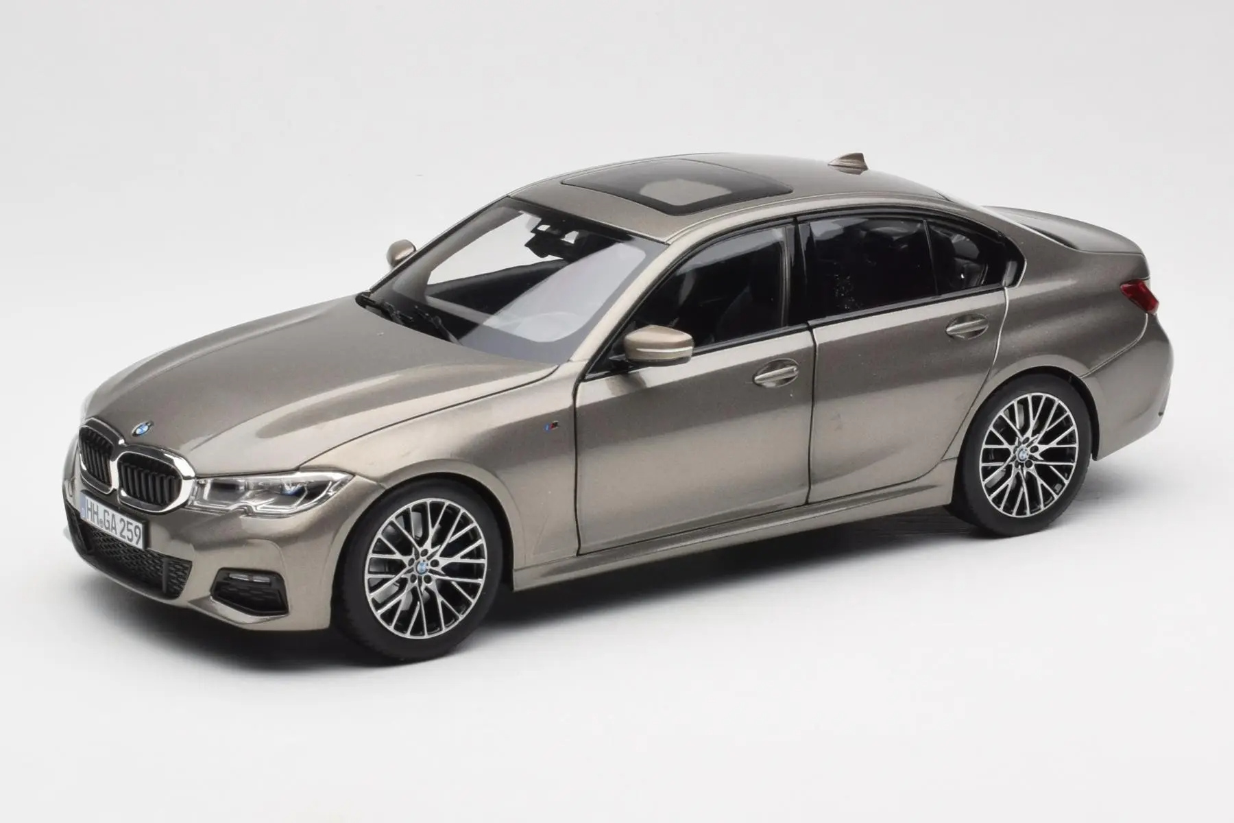 1/18 NOREV - BMW - 3-SERIES (G20) 330i 2019
