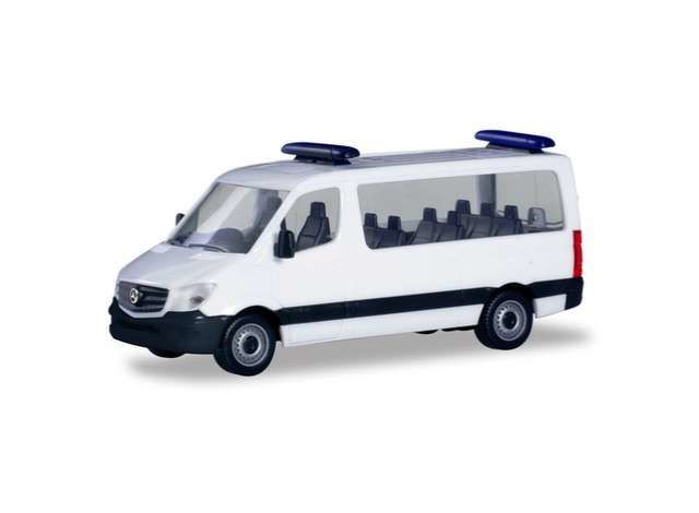 Mercedes Benz Sprinter 13 FD *plastic minikit*, white