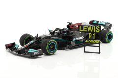 Ön Sipariş - 1/18 Minichamps L. Hamilton Mercedes-AMG F1 W12 #44 100th GP Win Sotchi formula 1 2021 - 113211544