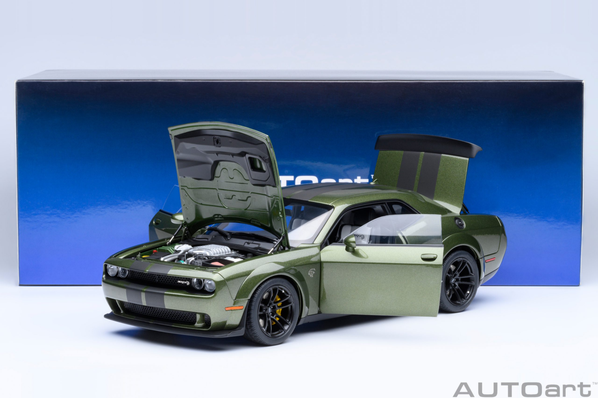 1/18 AUTOart Dodge Challenger SRT Jailbreak 2022 - 71761