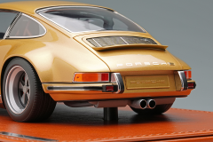 1/18  Make Up Porsche Singer 911 (964) Coupe GOLD