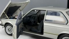 AUTOART - BMW - 3-SERIES 323i E21 1977