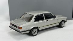 AUTOART - BMW - 3-SERIES 323i E21 1977