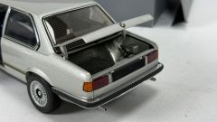 AUTOART - BMW - 3-SERIES 323i E21 1977