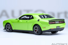 1/18 AUTOart Dodge Challenger SRT Superstock 2023 (Sublime)