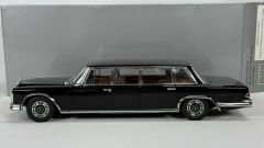 AUTOART - MERCEDES BENZ - 600 PULLMAN LIMOUSINE LWB (W100)
