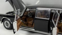 AUTOART - MERCEDES BENZ - 600 PULLMAN LIMOUSINE LWB (W100)