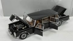 AUTOART - MERCEDES BENZ - 600 PULLMAN LIMOUSINE LWB (W100)