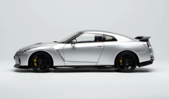 1/18 Motorhelix (Ultimate Metal Silver) Nissan Skyline GT-R R35 Nismo T-Spec