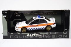 1/18 AUTOART - SUBARU İMPREZA WRX POLİCE CAR HUMBERSİDE POLİCE U.K.