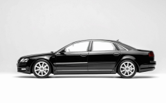 1/18 Motorhelix   	Audi A8L W12 2008