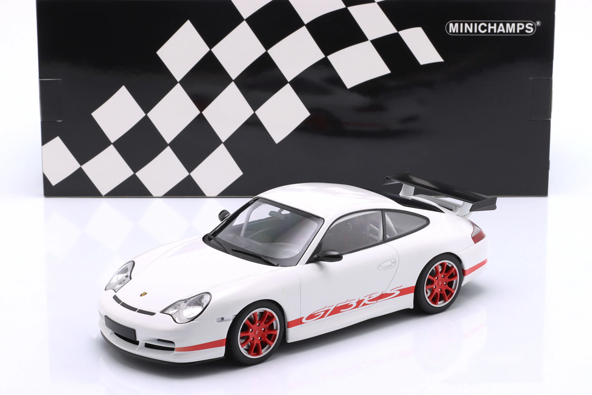1/18 MINICHAMPS Porsche 911 (996) GT3 RS year 2002 white - 155062020