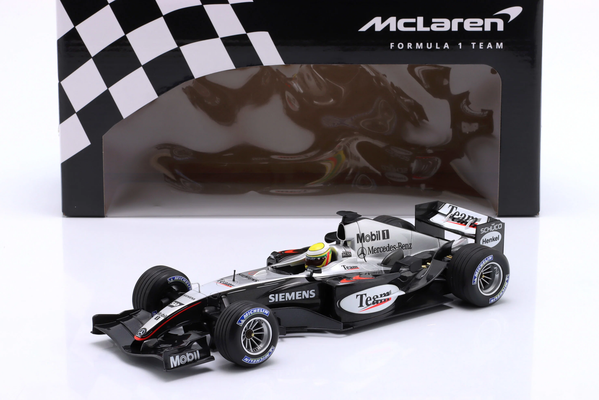 1/18 MINICHAMPS Lewis Hamilton McLaren MP4/19 Autosport Young Driver Test Silverstone 2004