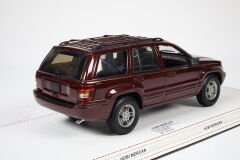 1/18 AUTOART JEEP GRAND CHEROKEE WJ 1999