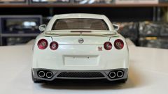 KYOSHO - NİSSAN GT-R R35