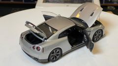 KYOSHO - NİSSAN GT-R R35