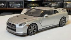 KYOSHO - NİSSAN GT-R R35