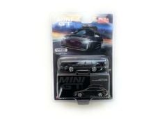 1/64 Audi RS6 Avant with roof box, black