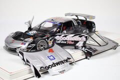 1/18 Autoart  Scale 89907 - Chevrolet Corvette C5-R GT2 1999 Daytona #4