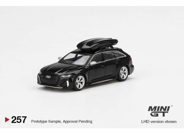 1/64 Audi RS6 Avant with roof box, black
