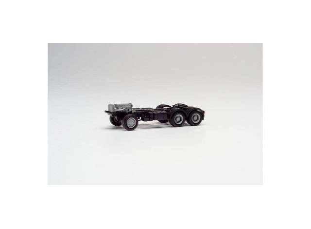 1/87 Iveco Trakker 6X6 Chassis (2 st), black