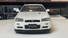 AUTOart Nissan SKYLINE GT-R R34 V-SPEC II