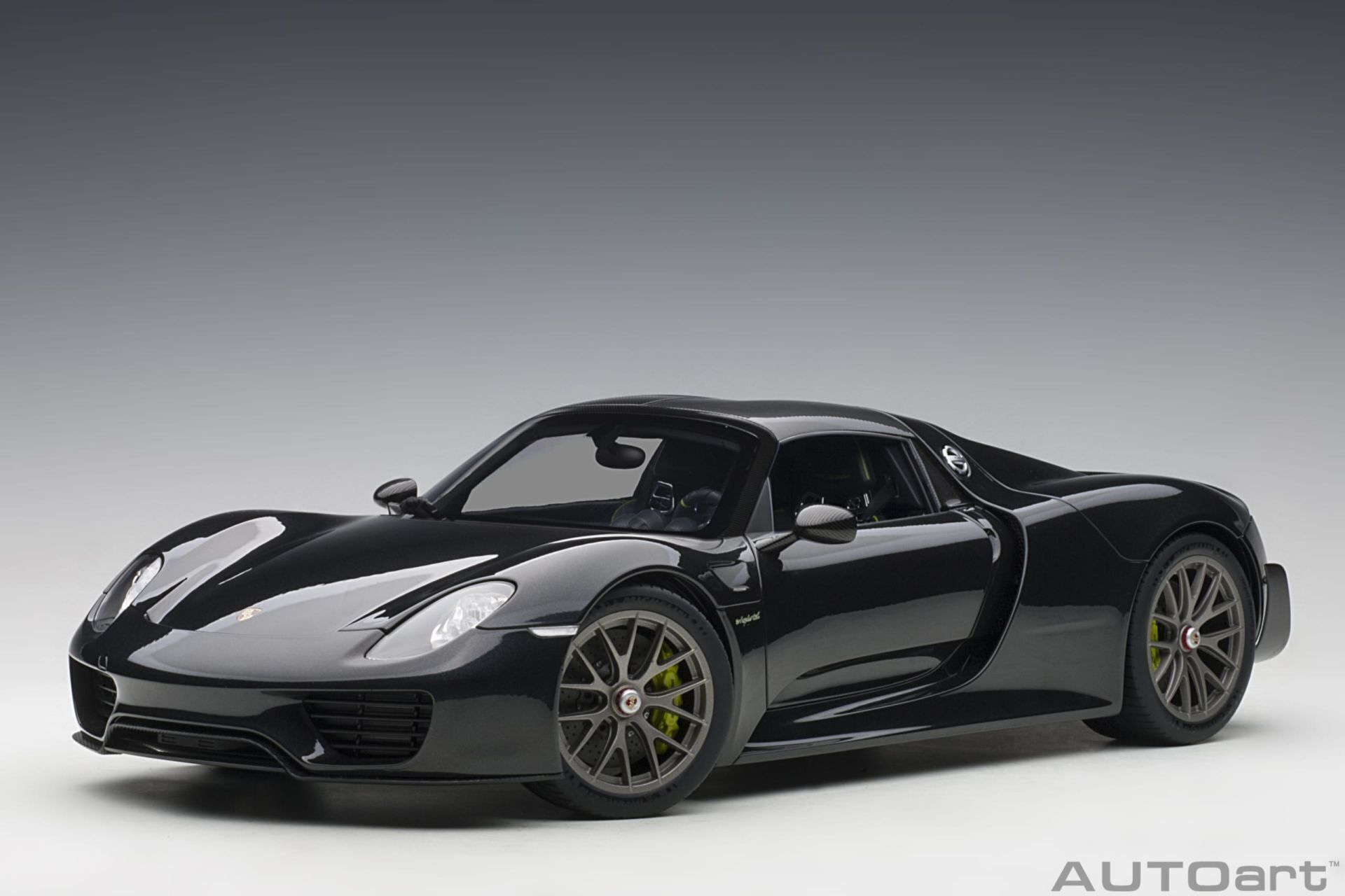 1/12 ÖLÇEK AUTOART - PORSCHE - 918 SPYDER 2013