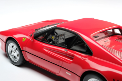 1/18 AMALGAM - Ferrari 288 GTO - M5900