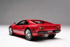 1/18 AMALGAM - Ferrari 288 GTO - M5900