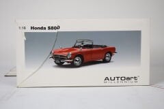 1/18 AUTOart Honda S800 Roadster Red 1966