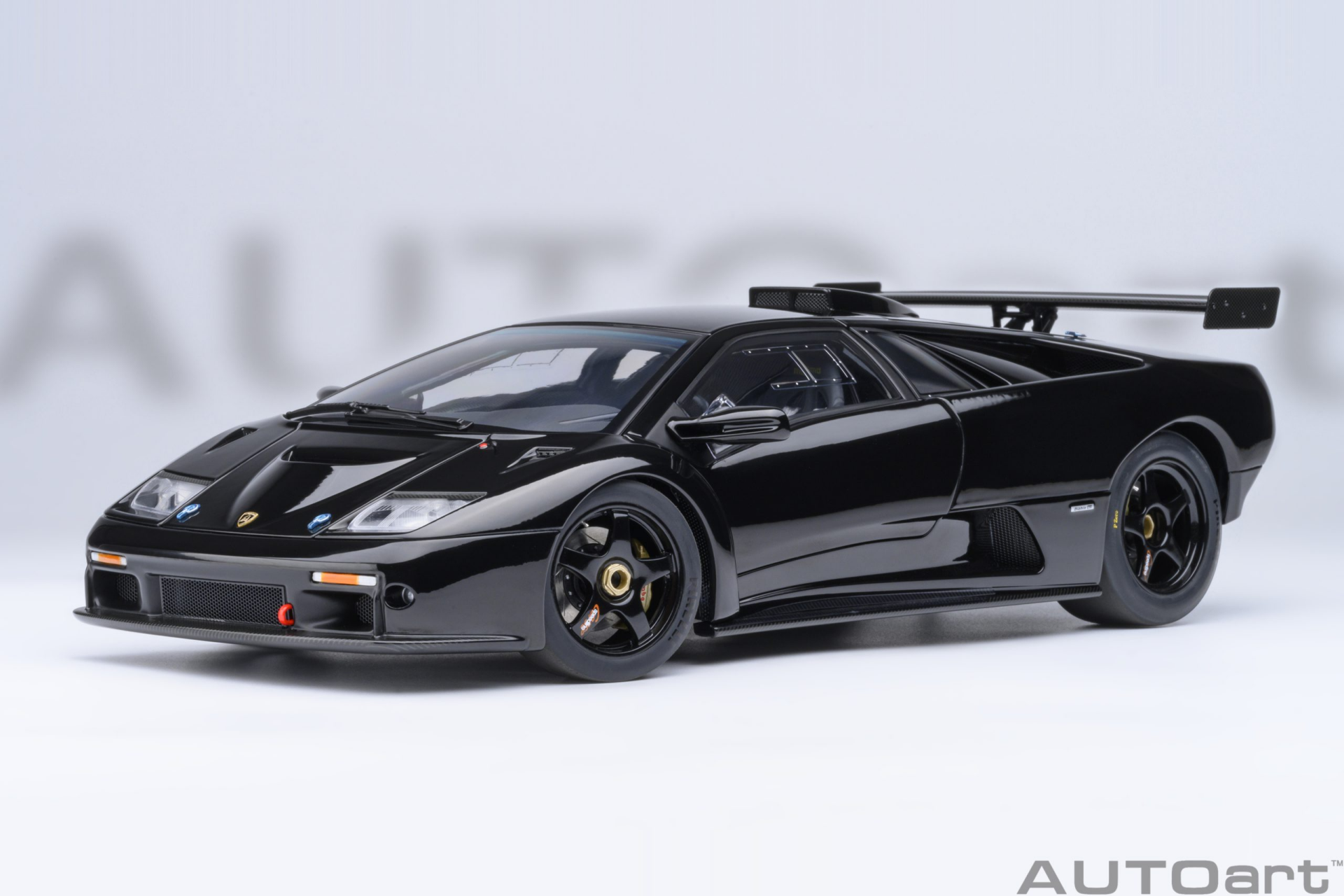1/18 AUTOart Lamborghini Diablo GTR (Deep Black) - 79137