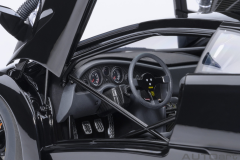 1/18 AUTOart Lamborghini Diablo GTR (Deep Black) - 79137