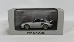 MINICHAMPS - PORSCHE - 911 997-2 GT2 RS COUPE 2010