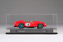 1/18 AMALGAM - Ferrari 250 TR - 1958 Le Mans Winner - M5908