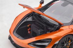 AUTOART - McLAREN - 720S 2017