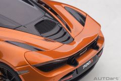 AUTOART - McLAREN - 720S 2017