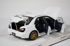 1/18 AUTOART  SUBARU NEW AGE IMPREZA WRX STI WHITE SEDAN