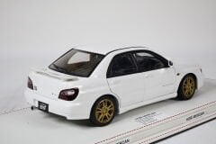 1/18 AUTOART  SUBARU NEW AGE IMPREZA WRX STI WHITE SEDAN