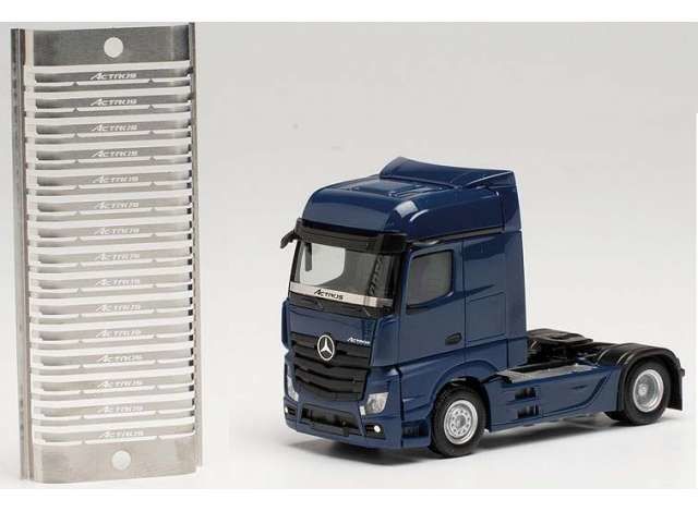 1/87 Stone-chip protection I (15 st.) for Mercedes Benz Actros, chrome