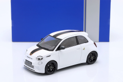 1/18 IXO & MCG Fiat 500e Abarth - MCG18497