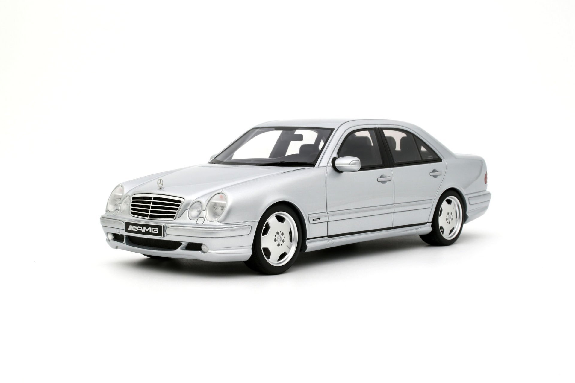 OTTO-MOBILE - MERCEDES BENZ - E-CLASS E55 AMG (W210) 2001