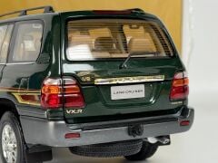 1/18 PAUDI TOYOTA LAND CRUISER - PA18LC