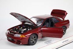 1/18 KYOSHO - NISSAN - SKYLINE GT-R (BNR32) RHD 1993