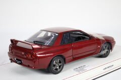 1/18 KYOSHO - NISSAN - SKYLINE GT-R (BNR32) RHD 1993