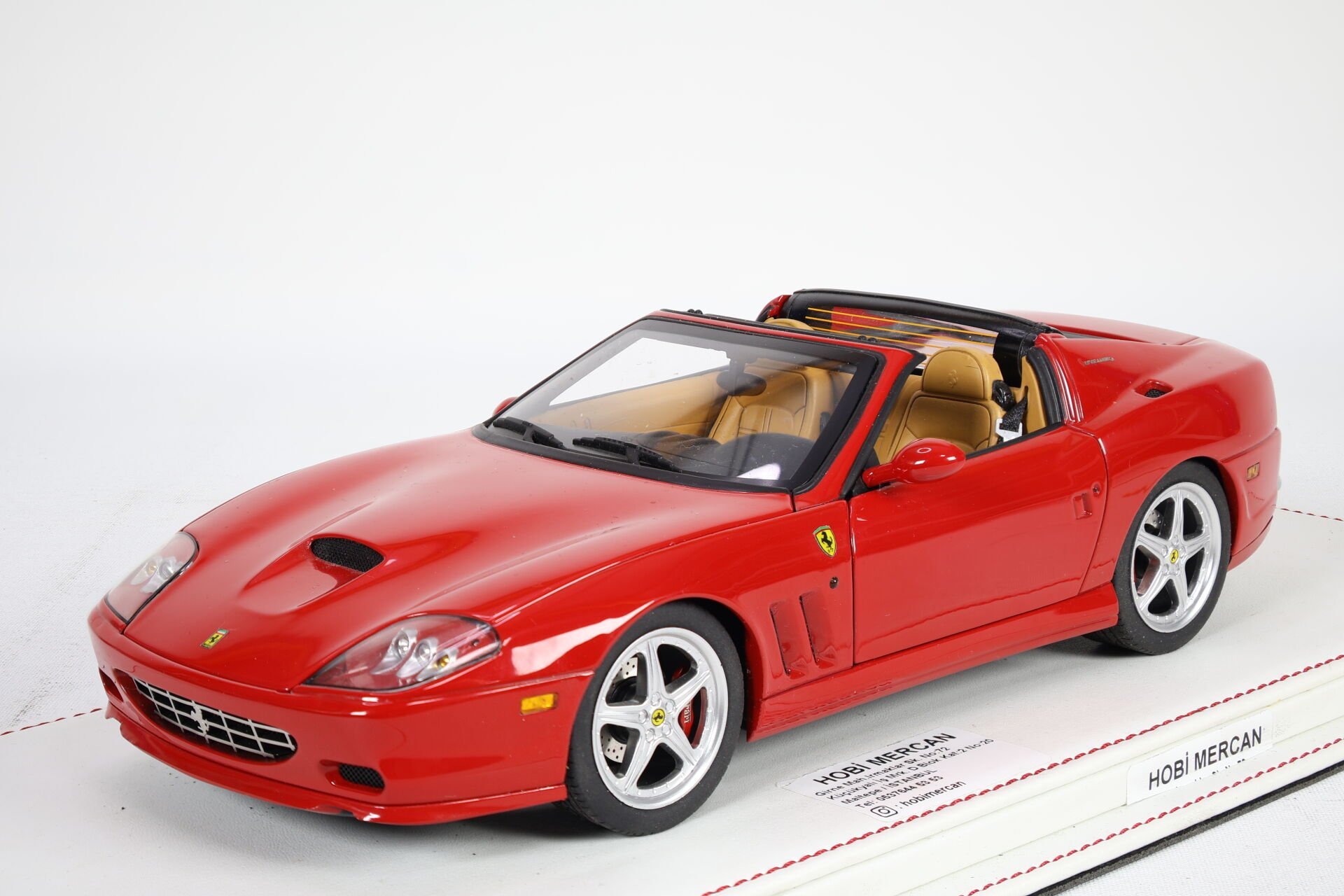 1/18 MATTEL HOT WHEELS - FERRARI - SUPERAMERICA 2004